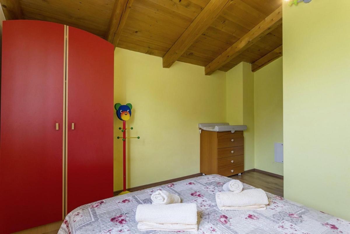 Villa Dea in Kmeti  Žminj Exterior foto